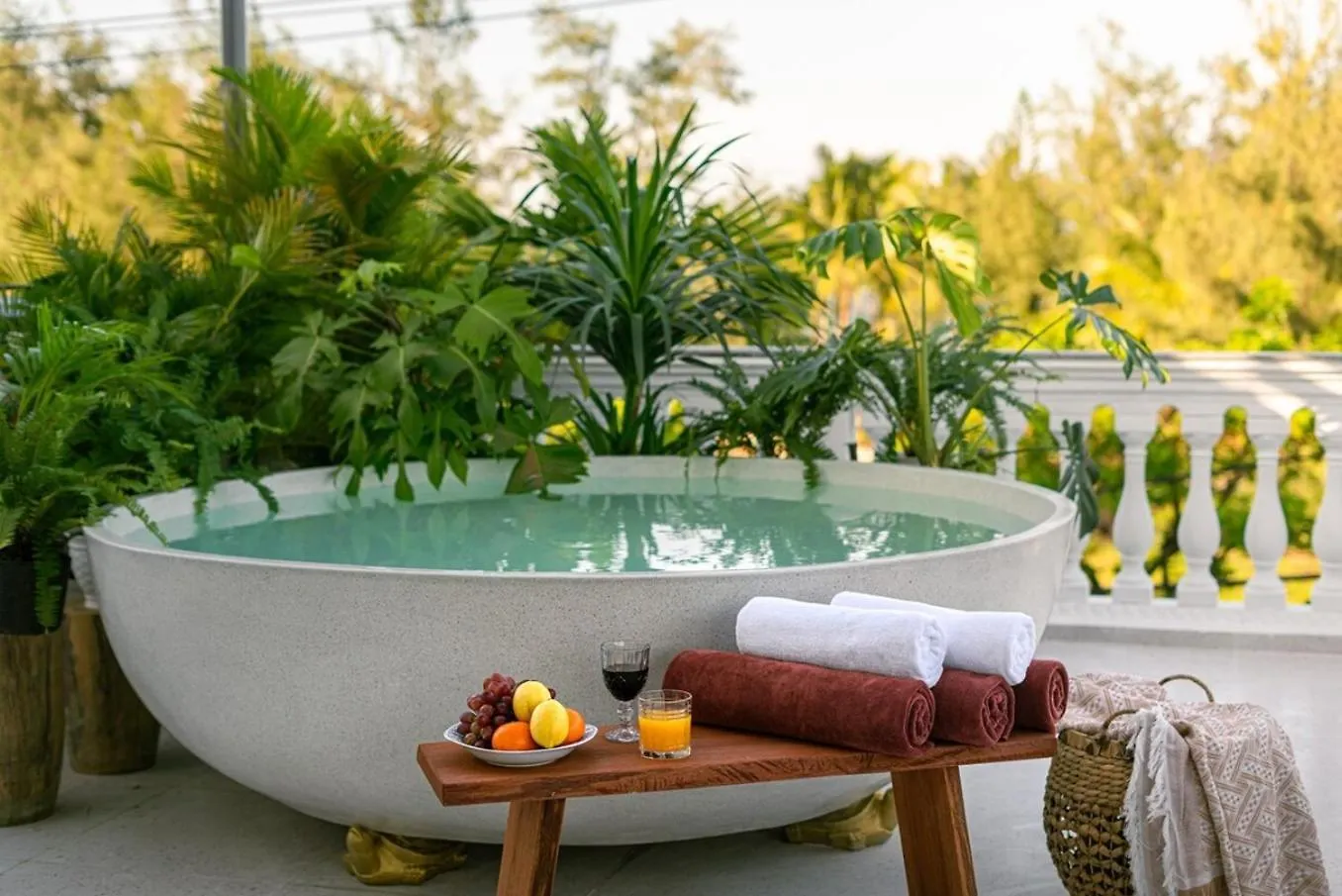 度假居 Villa Nautica By The Beach - Vesta Collections 会安